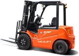 Q Series Large Electric Forklift, view 1