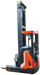 B Series Reach Truck, view 3
